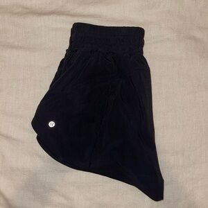 lulu lemon high rise 3” short